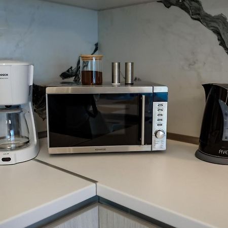 Itaka Familiy Apartments - Halkidiki Suites Com Nikiti  Bagian luar foto