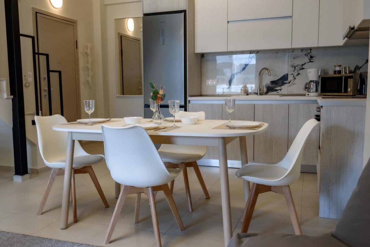 Itaka Familiy Apartments - Halkidiki Suites Com Nikiti  Bagian luar foto