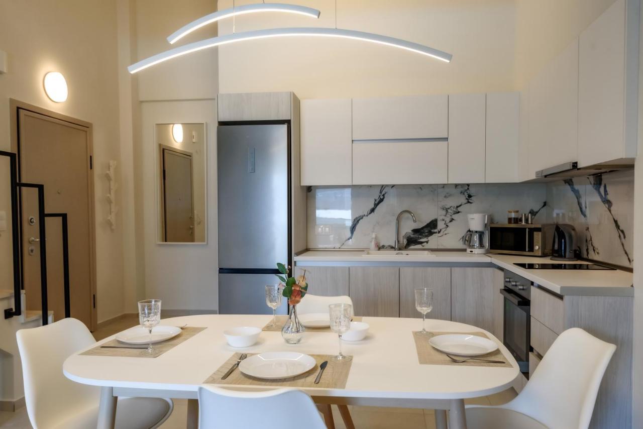 Itaka Familiy Apartments - Halkidiki Suites Com Nikiti  Bagian luar foto